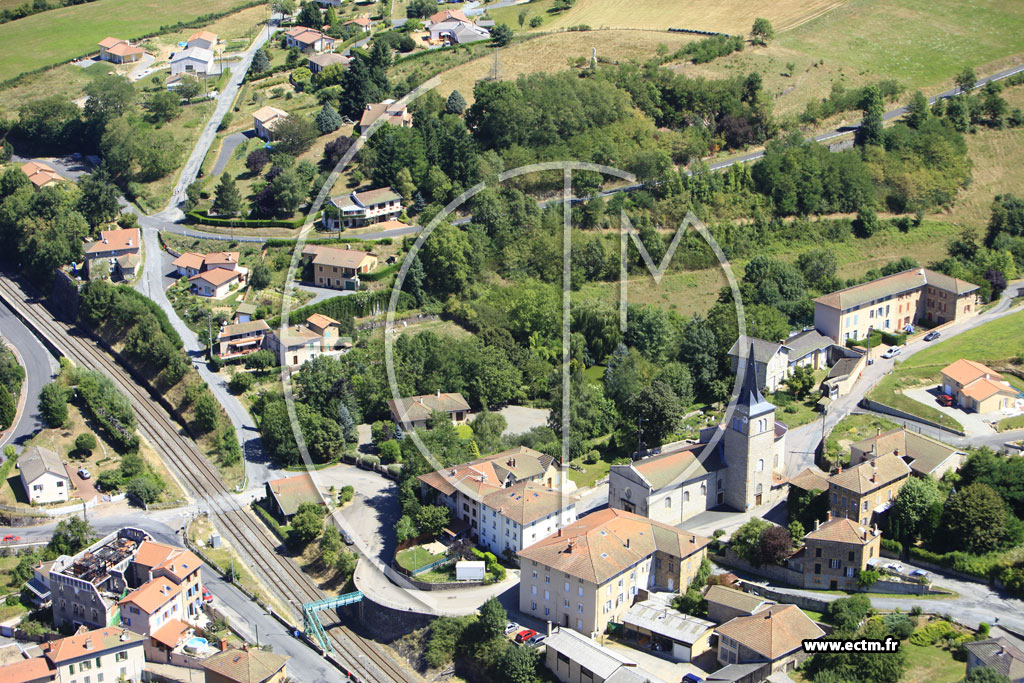 Photo arienne de Lamure-sur-Azergues
