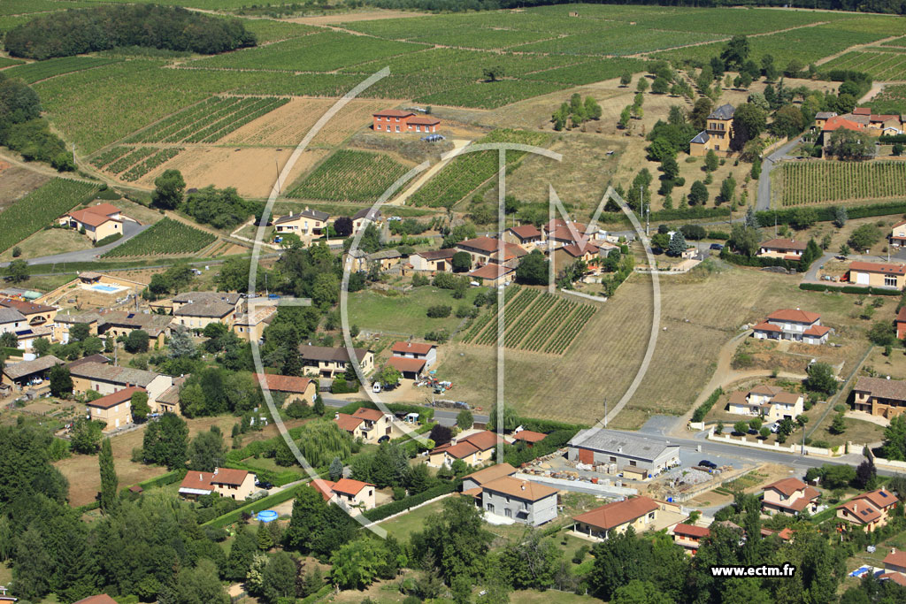 Photo arienne de Pouilly-le-Monial