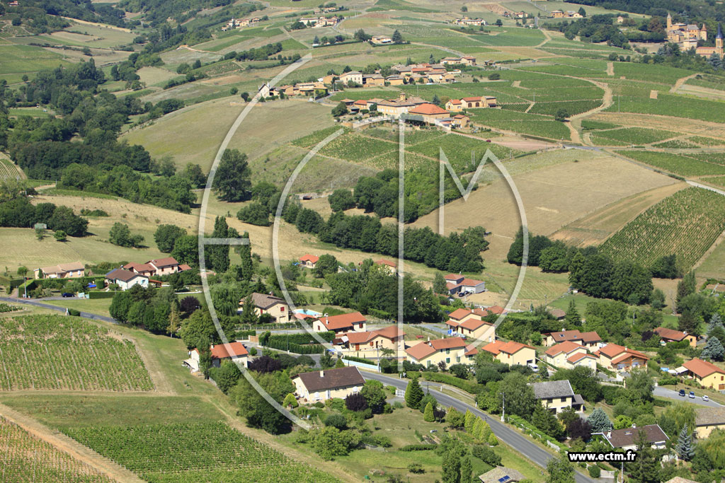 Photo arienne de Pouilly-le-Monial