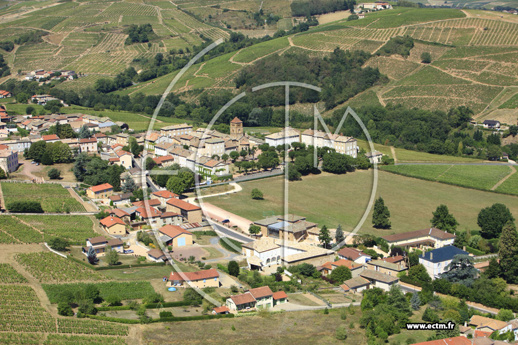 Photo arienne de Salles-Arbuissonnas-en-Beaujolais