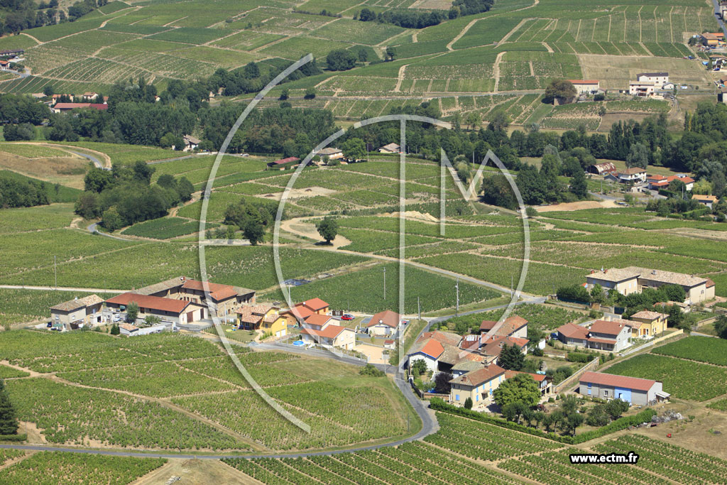 Photo arienne de Salles-Arbuissonnas-en-Beaujolais (Arbuissonnas)