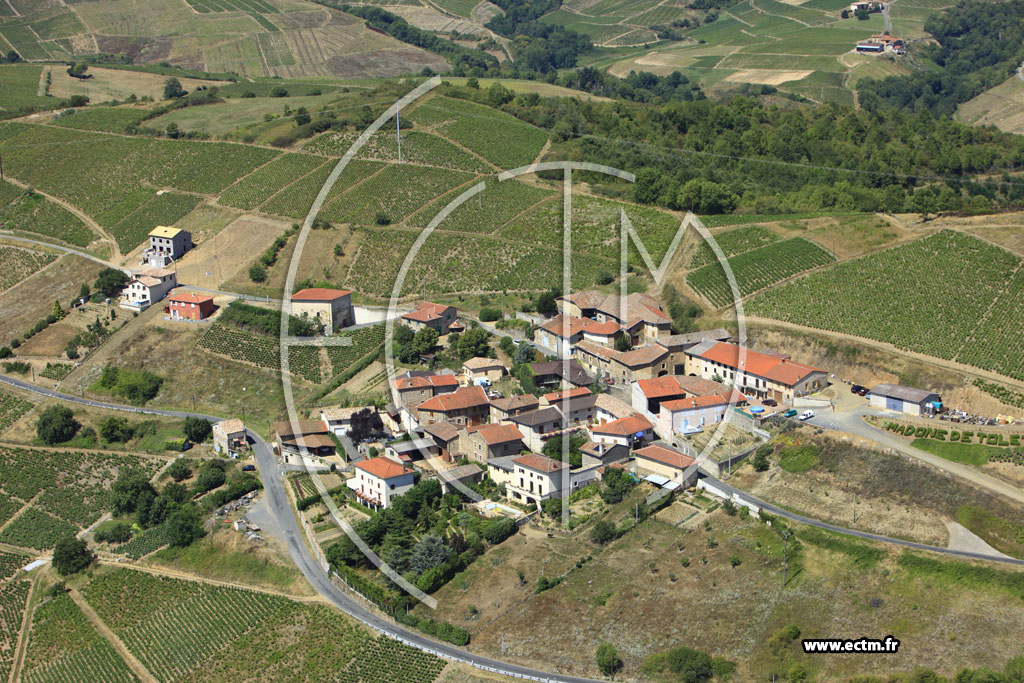 Photo arienne de Vaux-en-Beaujolais (Le Sottizon)