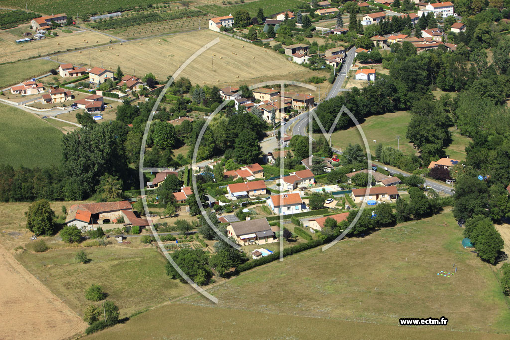 Photo arienne de Saint-Romain-de-Popey (Les Arnas)