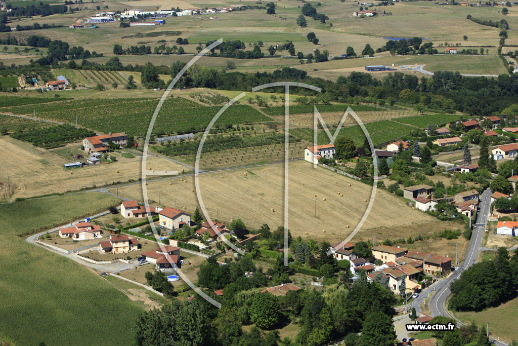Photo arienne de Saint-Romain-de-Popey (Les Arnas)