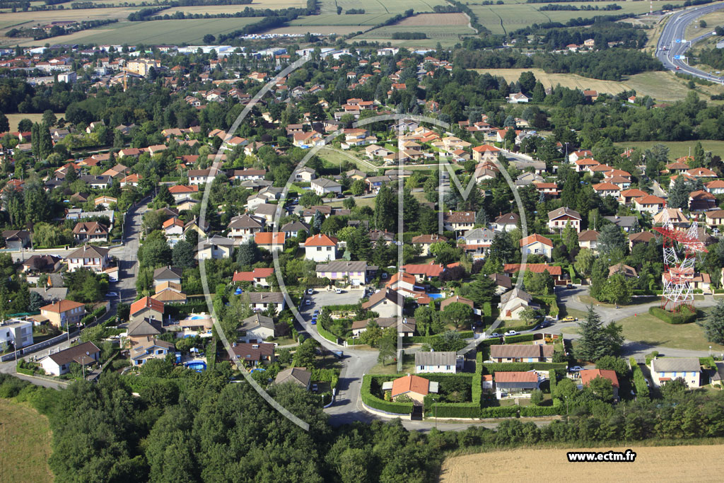 Photo arienne de Saint-Laurent-de-Mure (Avenue du Mont Blanc)