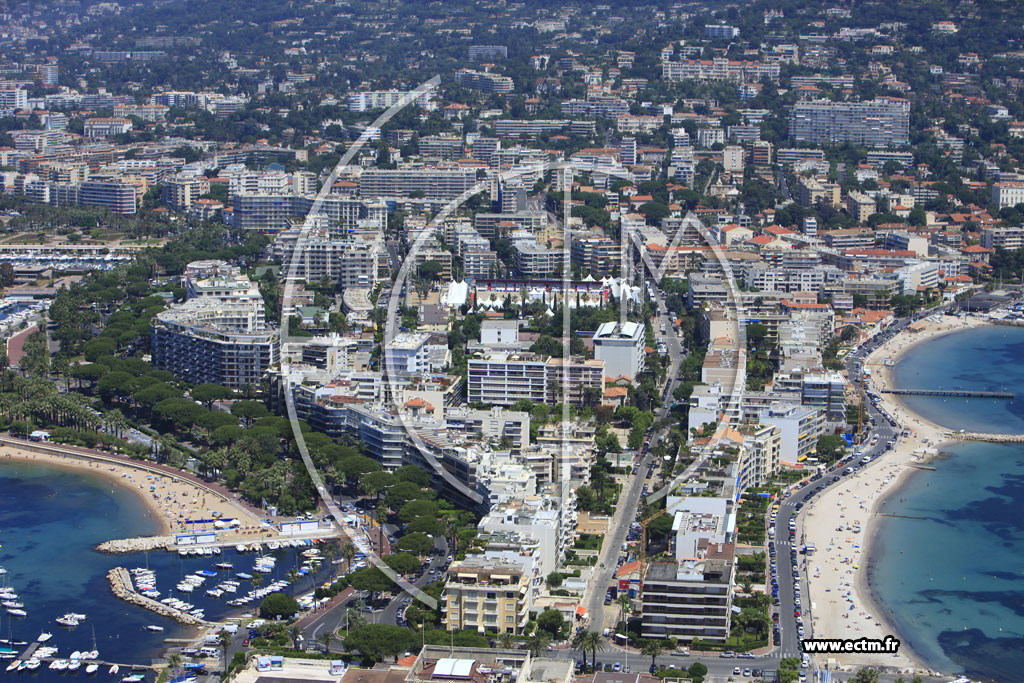 Photo arienne de Cannes (avenue de Lrins)