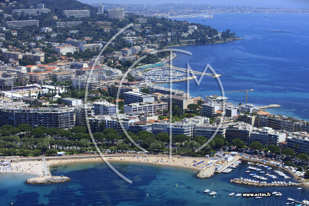 Photo arienne de Cannes (boulevard de la Croisette)