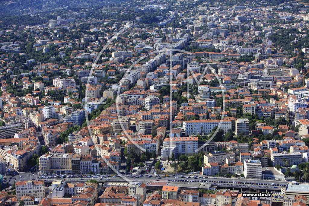 Photo arienne de Cannes (boulevard du Ferrage)