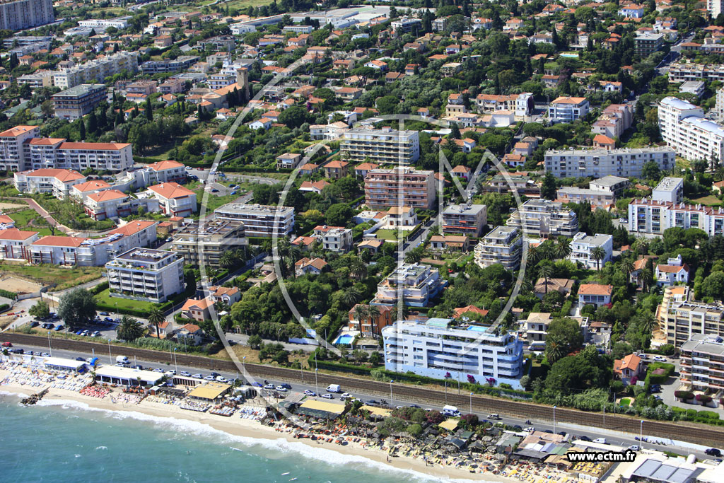 Photo arienne de Antibes (boulevard du Littoral)