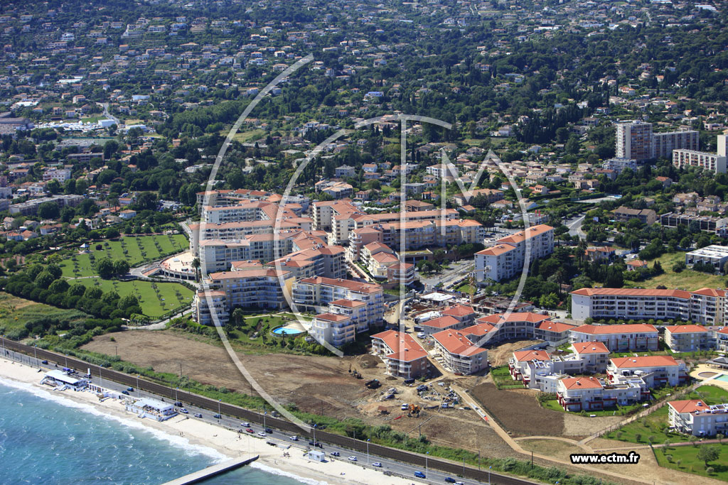 Photo arienne de Antibes (boulevard du Littoral)