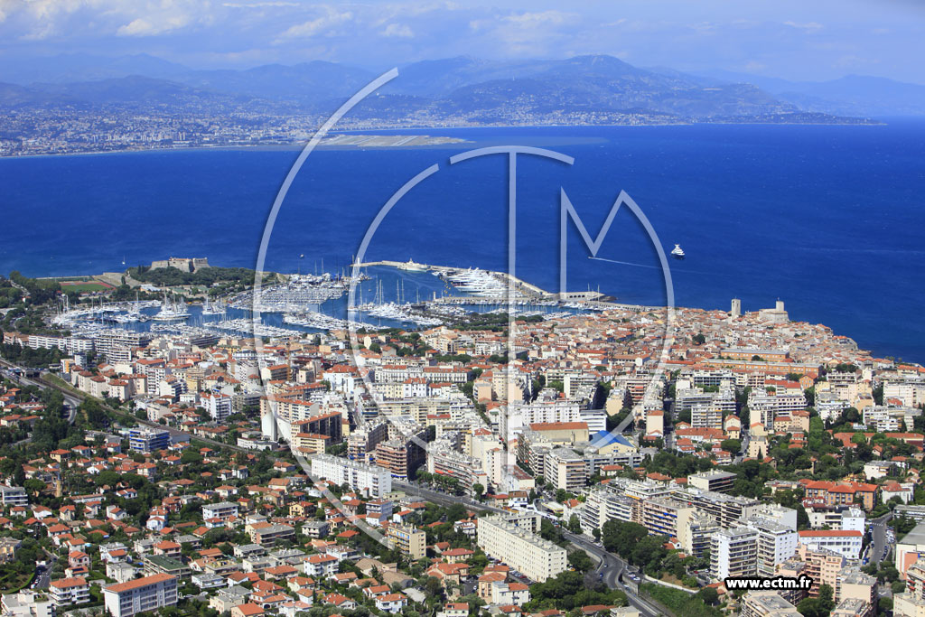 Photo arienne de Antibes