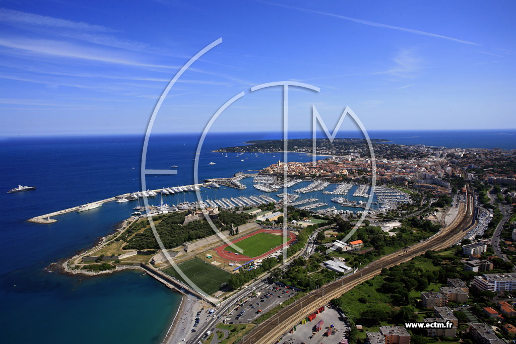 Photo arienne de Antibes