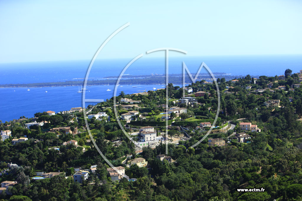 Photo arienne de Vallauris (le plateau de Bernis)