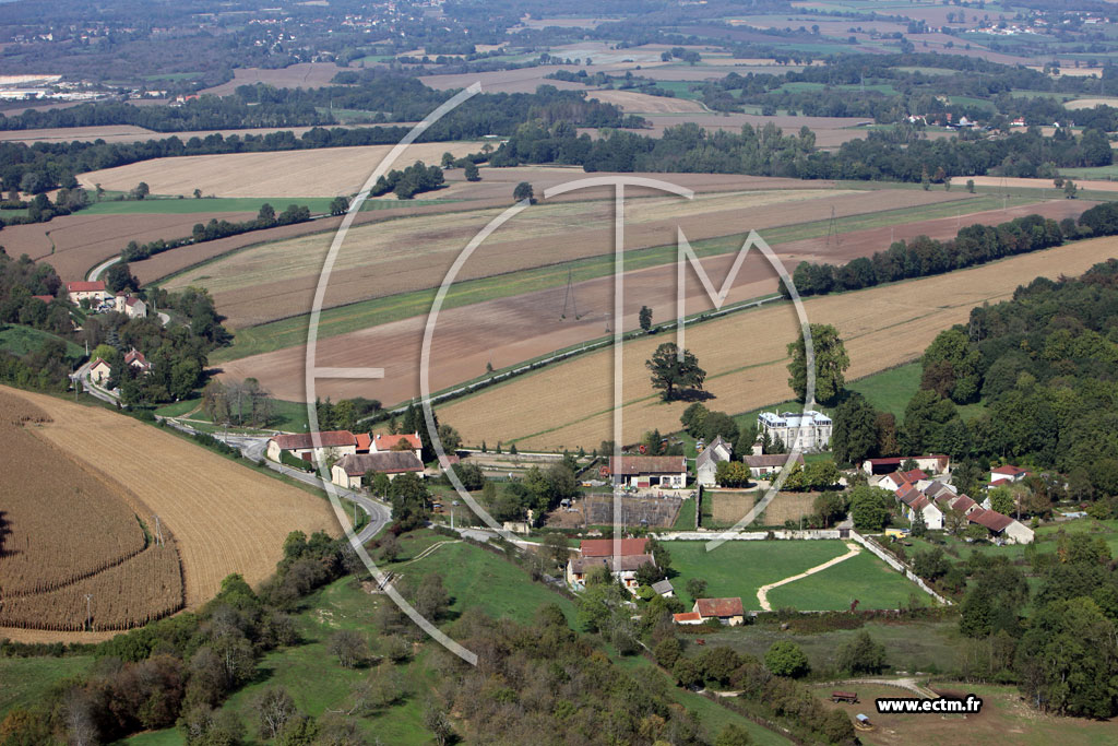 Photo arienne de Charette (Le Vernay)