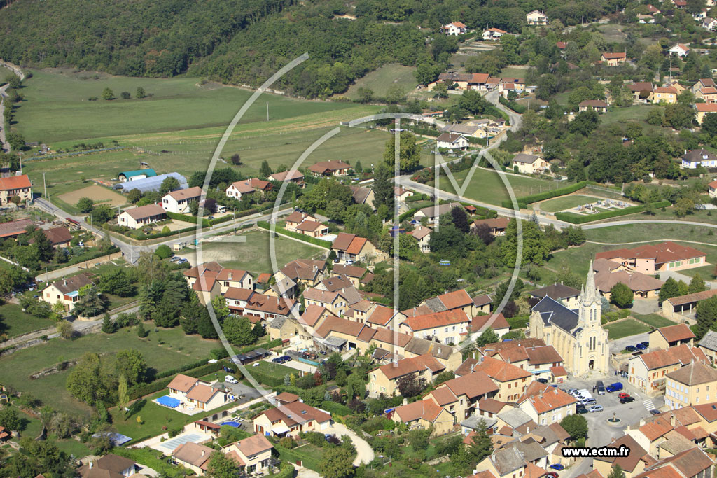 Photo arienne de Saint-Marcel-Bel-Accueil