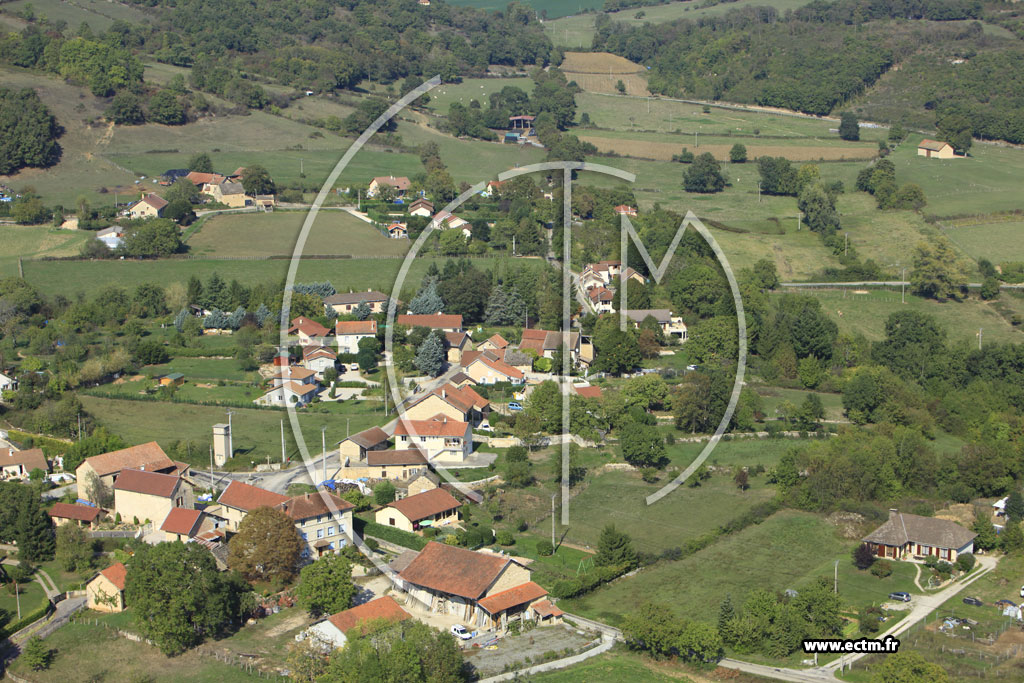 Photo arienne de Saint-Marcel-Bel-Accueil (Le Guinet)