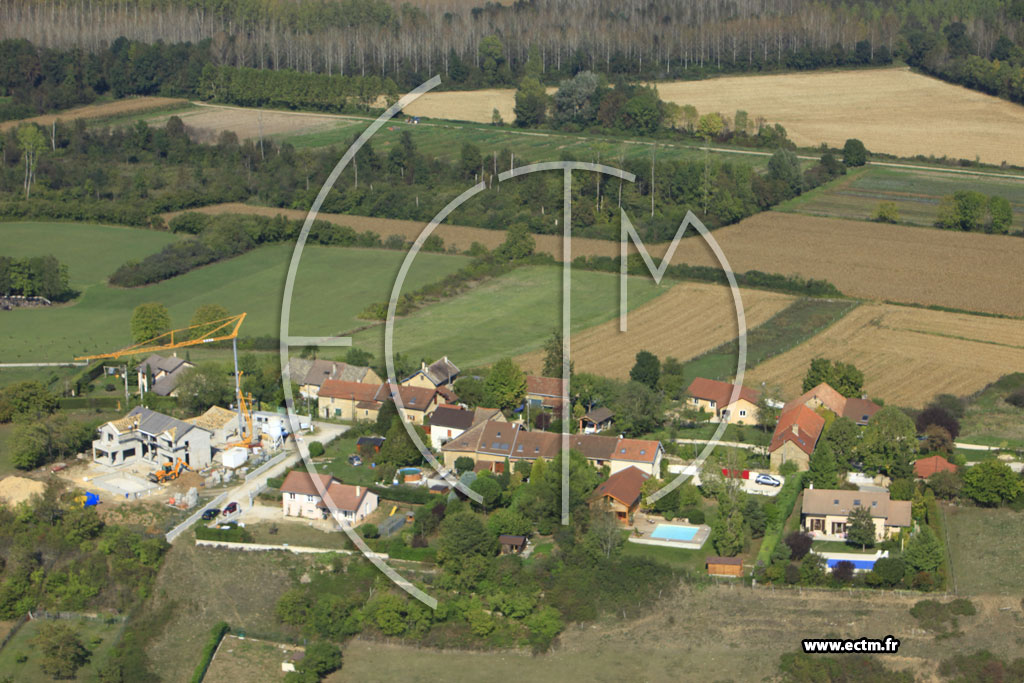 Photo arienne de Saint-Marcel-Bel-Accueil (Le Lichoud)