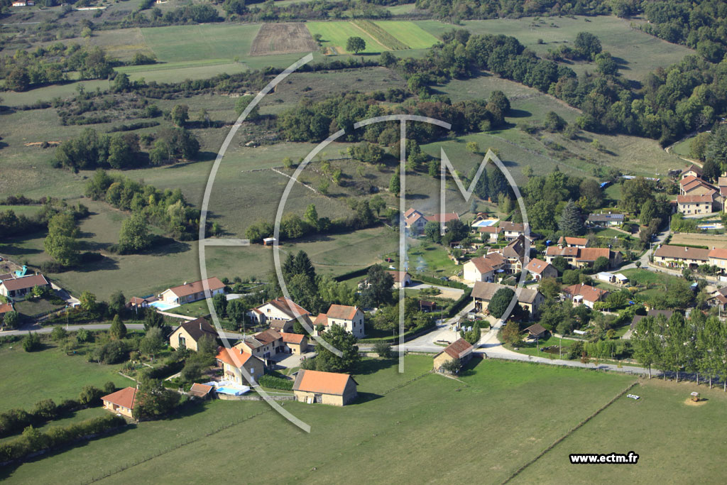 Photo arienne de Saint-Marcel-Bel-Accueil (Messenas)