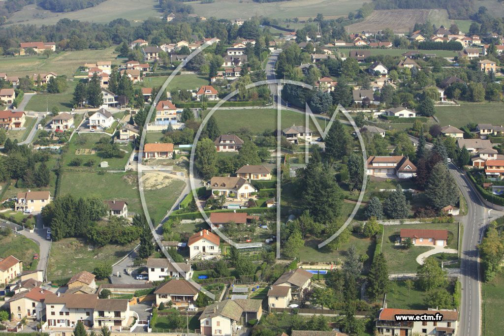 Photo arienne de Ruy (Chemin de la Ratelle)