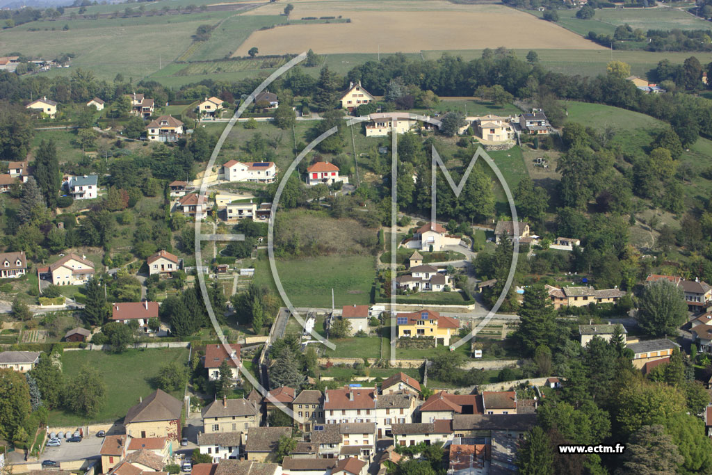 Photo arienne de Ruy (Rue de la Salire)