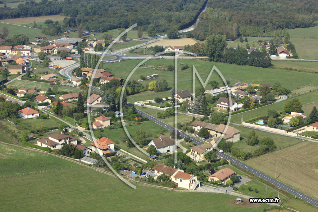 Photo arienne de Saint-Savin (Flosaille)