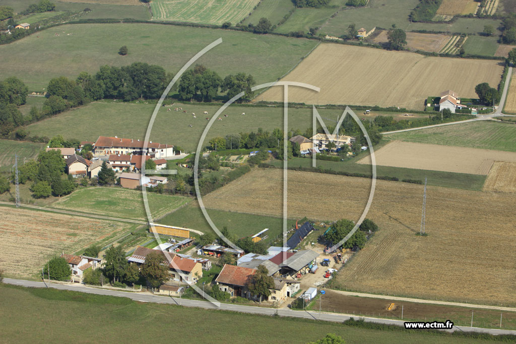 Photo arienne de Saint-Savin (La Grande-Charrire)