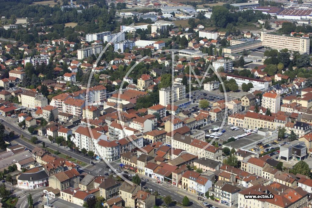 Photo arienne de Bourgoin-Jallieu (Avenue des Alpes)