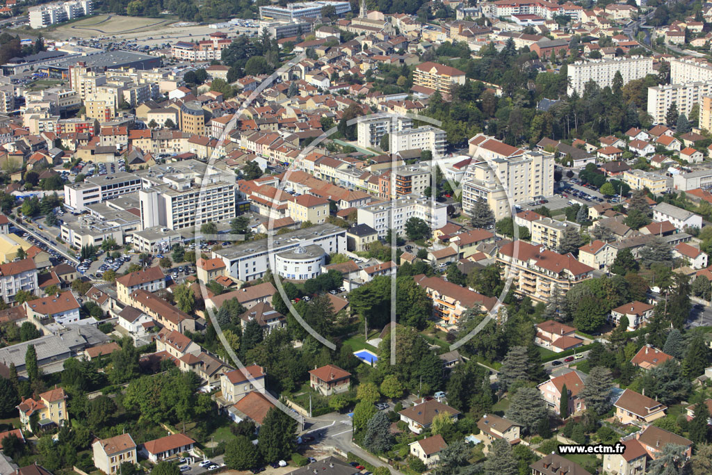 Photo arienne de Bourgoin-Jallieu (Avenue du Marchal Leclerc)