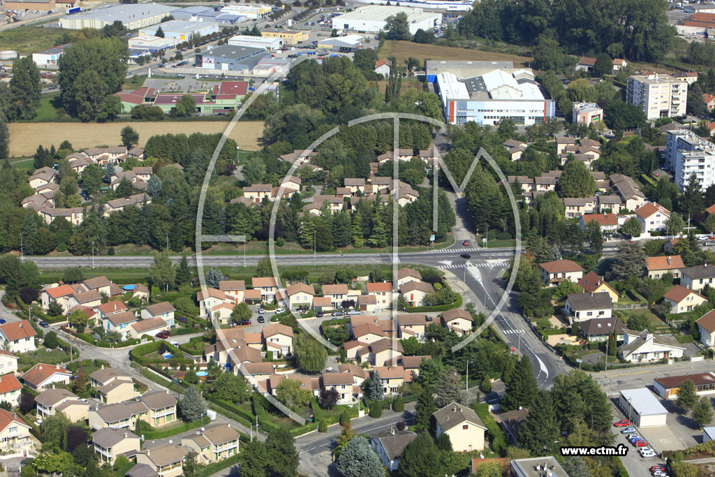 Photo arienne de Bourgoin-Jallieu (Boulevard Emile Zola)