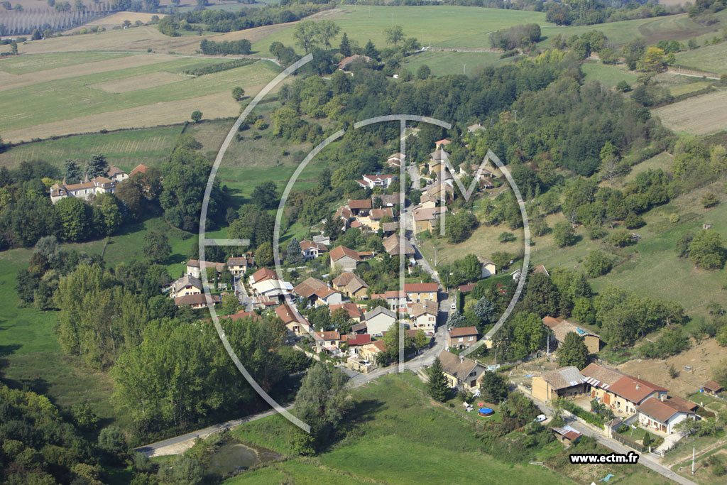 Photo arienne de Bourgoin-Jallieu (Les Charbonnires)