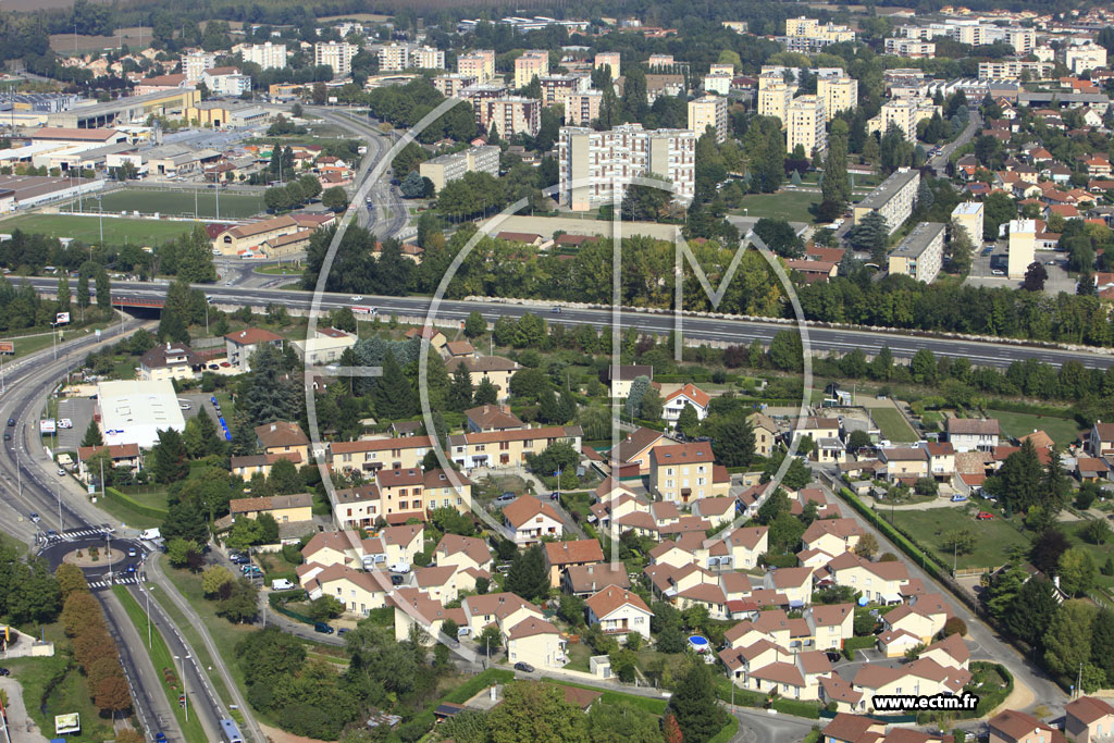 Photo arienne de Bourgoin-Jallieu (Rue des Cartonniers)