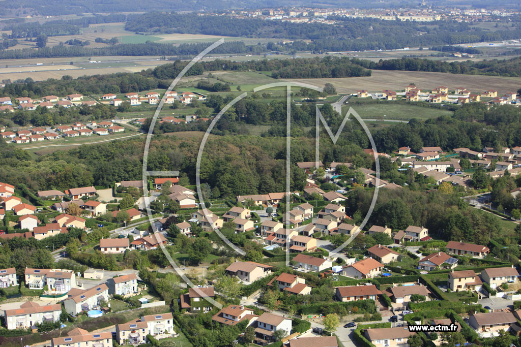 Photo arienne de Villefontaine (Les Fougres)