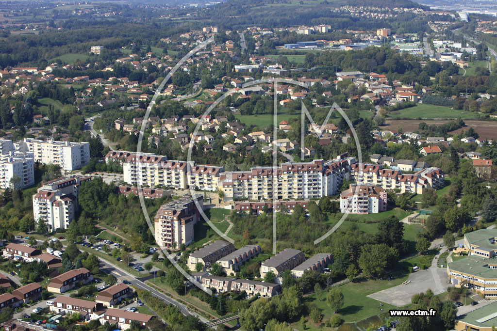 Photo arienne de Villefontaine (Servenoble)