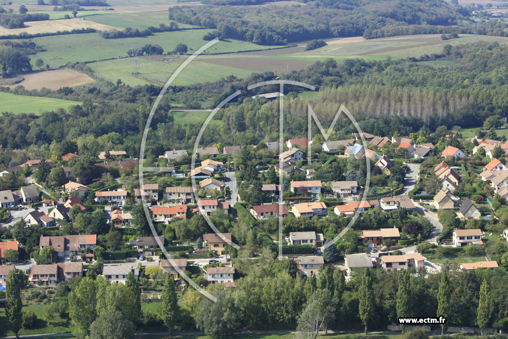 Photo arienne de Villefontaine (Servenoble)