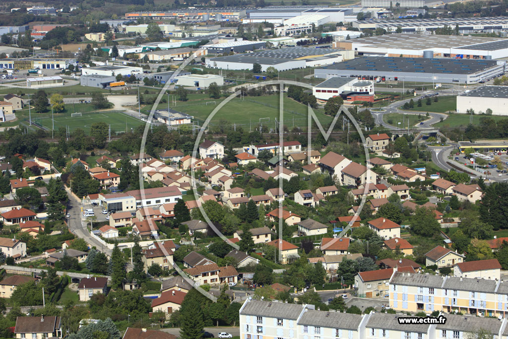 Photo arienne de Saint-Quentin-Fallavier