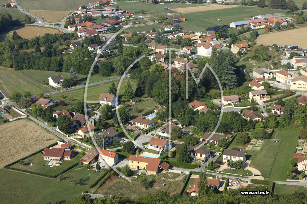 Photo arienne de Saint-Victor-de-Cessieu (Mornas)