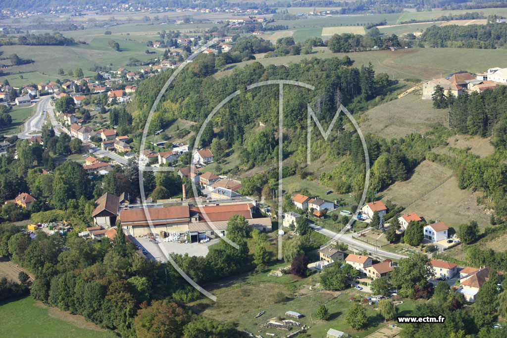 Photo arienne de Saint-Victor-de-Cessieu (Vaux)