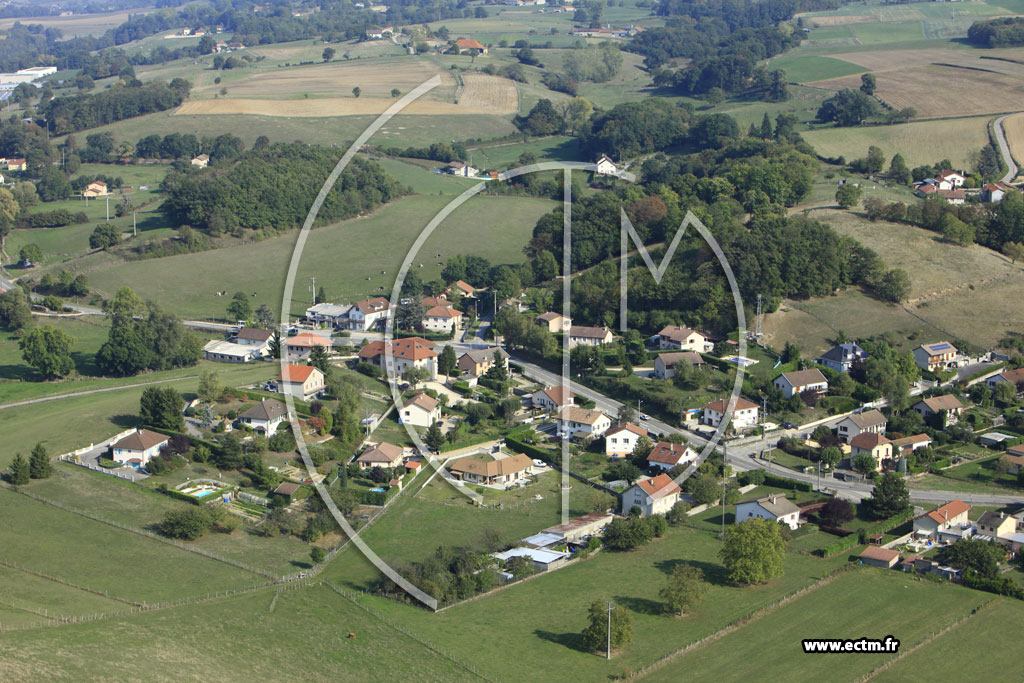 Photo arienne de Saint-Victor-de-Cessieu (Vaux)