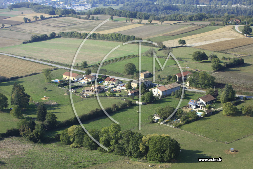 Photo arienne de Srzin-de-la-Tour (Les Moirouds)