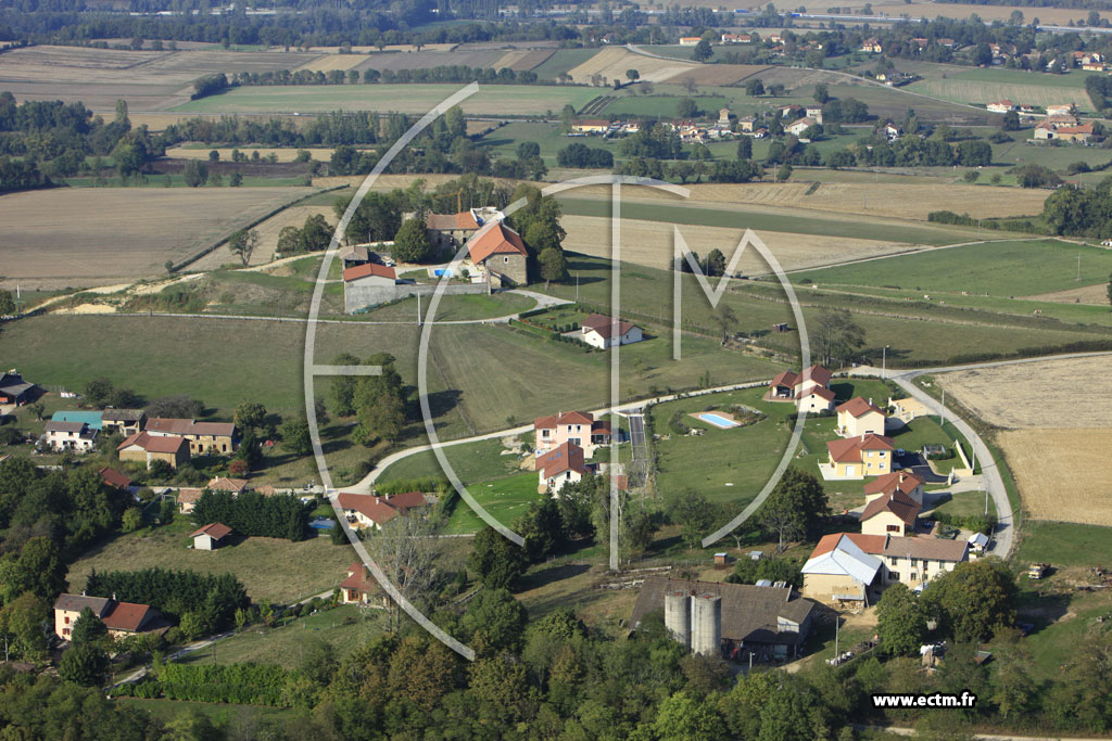 Photo arienne de Srzin-de-la-Tour (Quinsonnas)