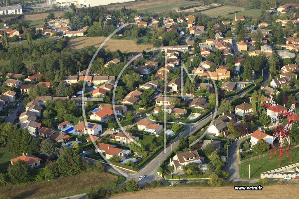 Photo arienne de Saint-Laurent-de-Mure (Poulieu)