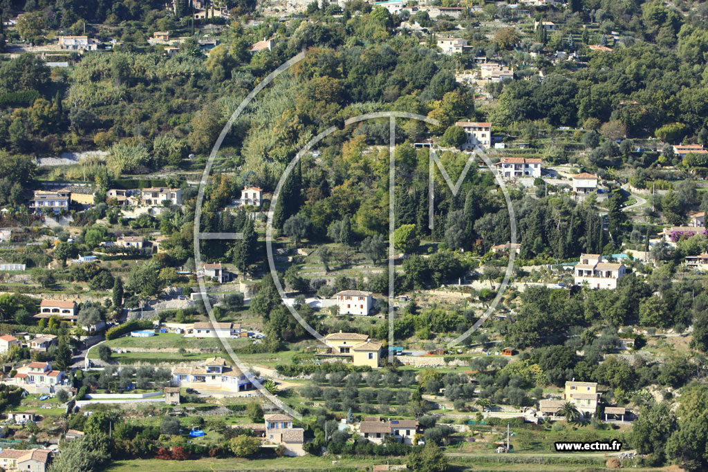 Photo arienne de Gattires (Les Serres)