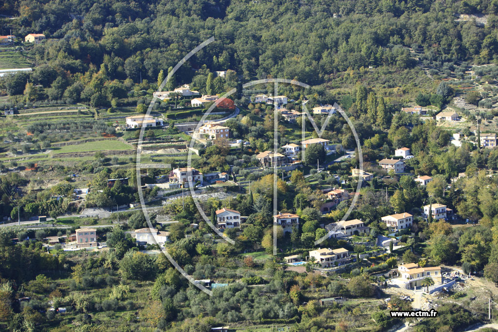 Photo arienne de Saint-Jeannet (Chemin de Provence)