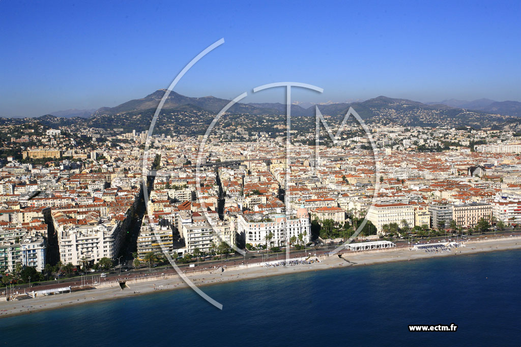 Photo arienne de Nice (Promenade des Anglais)