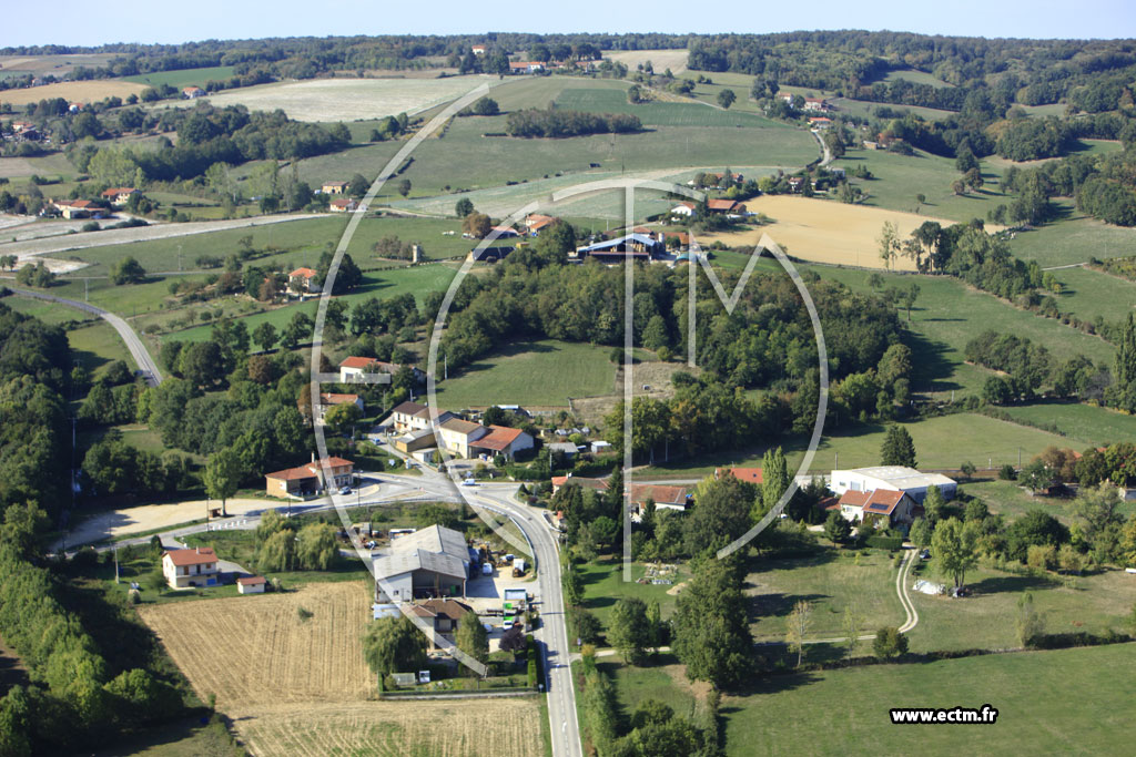 Photo arienne de Pommier-de-Beaurepaire (Sur Chardon)