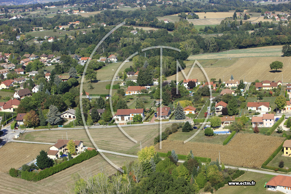 Photo arienne de Dolomieu (Le Buisson)