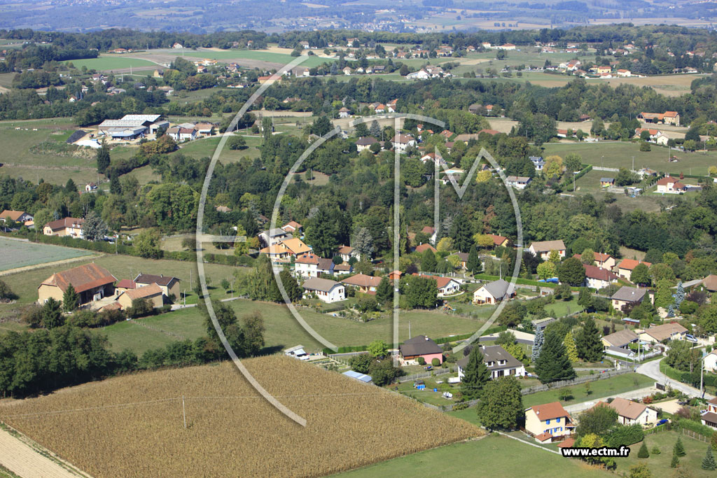 Photo arienne de Dolomieu (Le Buisson)