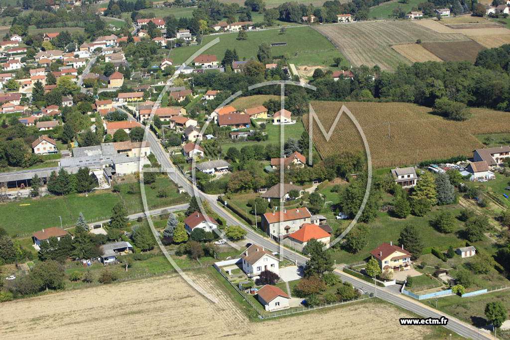 Photo arienne de La Tour-du-Pin (Chatanay)