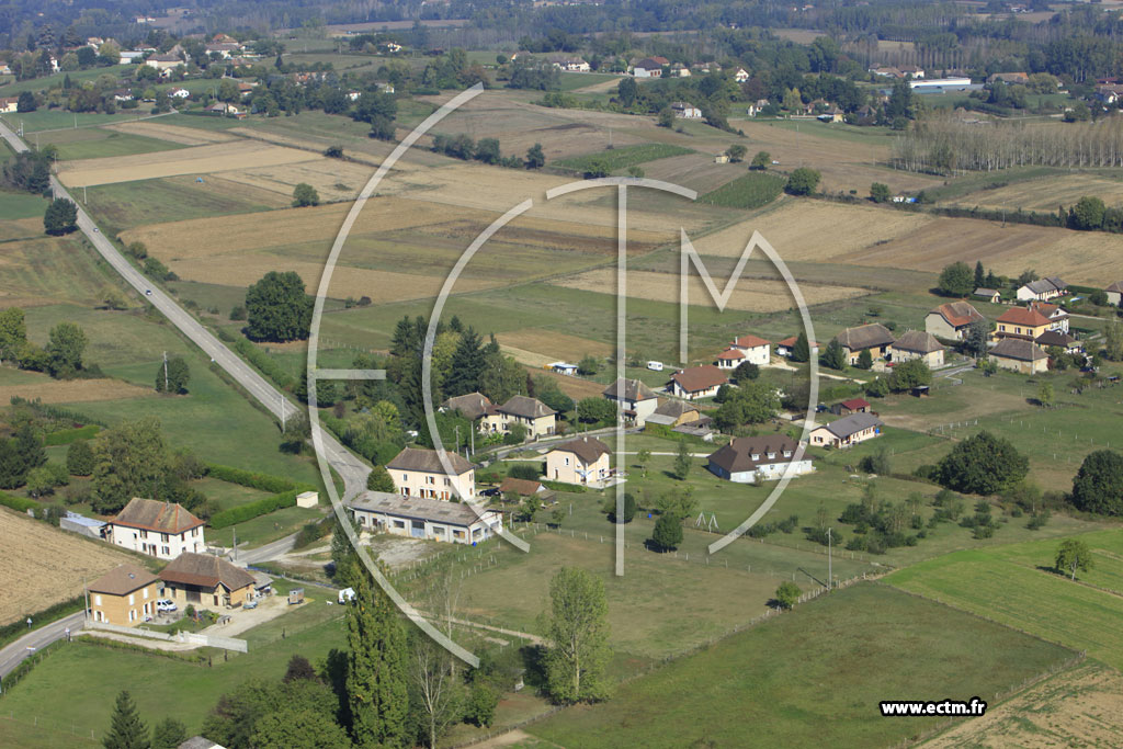 Photo arienne de Les Avenires (Les Nappes)
