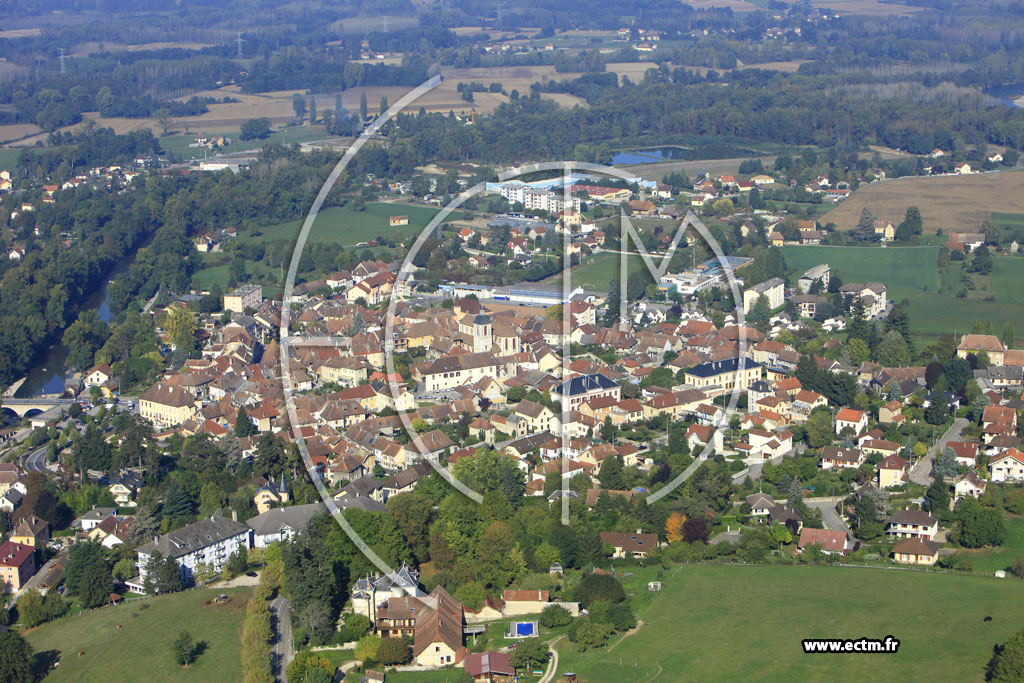 Photo arienne de Saint-Genix-sur-Guiers